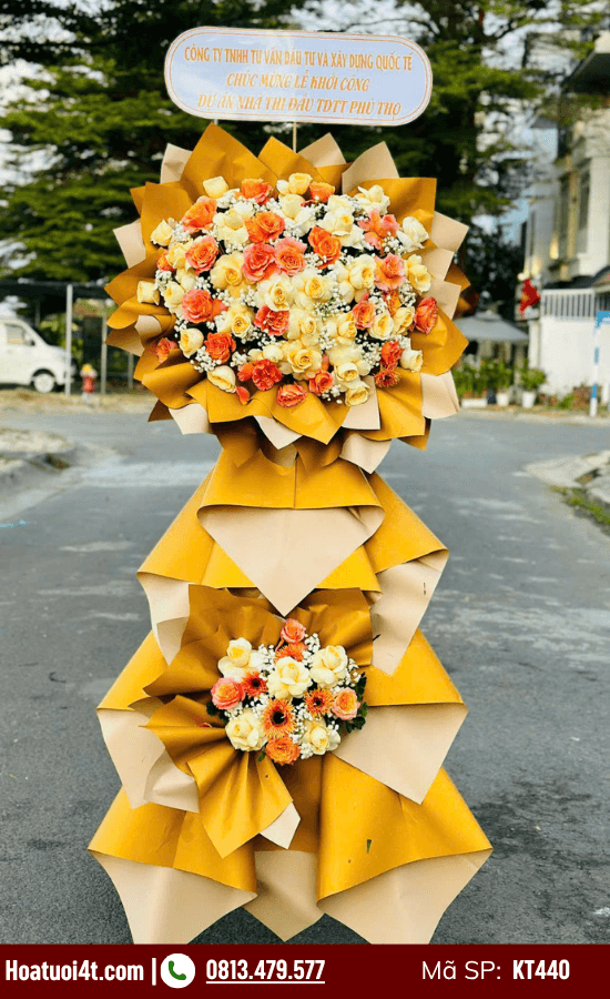 Kệ hoa khai trương