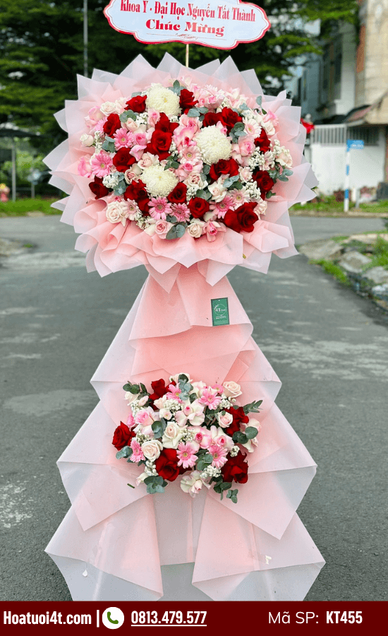 Kệ hoa khai trương