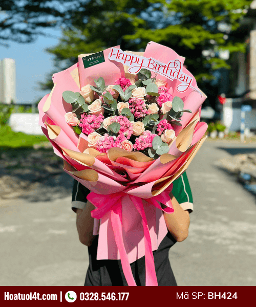 Bó hoa hồng kem màu hồng