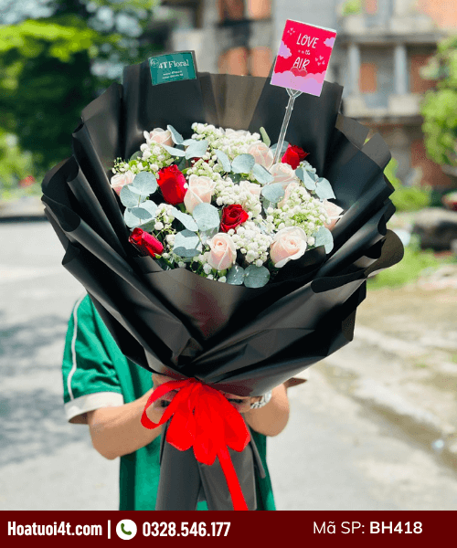 Bó hoa tặng bạn gái