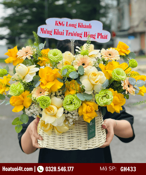 Giỏ hoa đơn giản