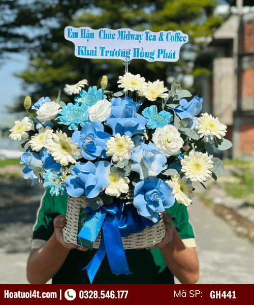 Giỏ hoa màu xanh dương đơn giản