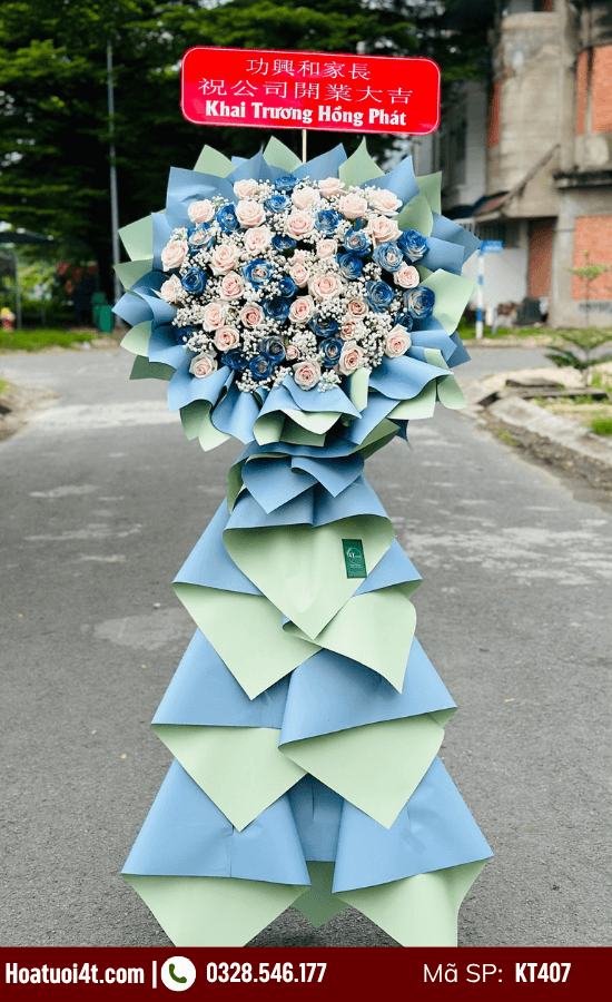 Kệ hoa khai trương nhẹ nhàng
