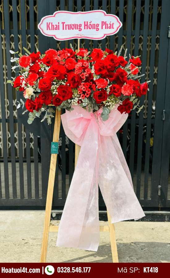 Kệ hoa khai trương tông đỏ