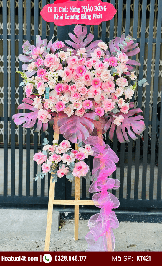 Kệ hoa màu hồng hiện đại